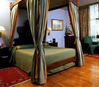 Parador de Gijon guest room